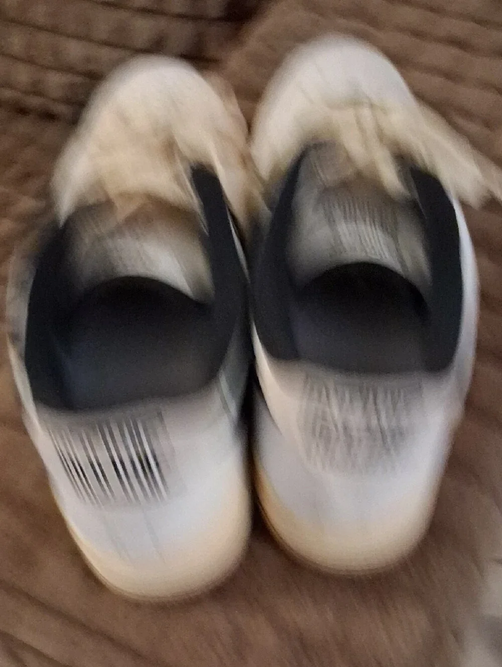Nike Men’s White & Black Low-Top Sneakers with Cream Sole